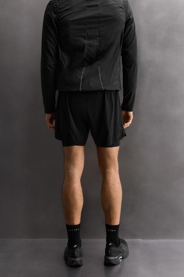 SHORT PERFORÉ 2 EN 1 - Noir de Zara - Image 2