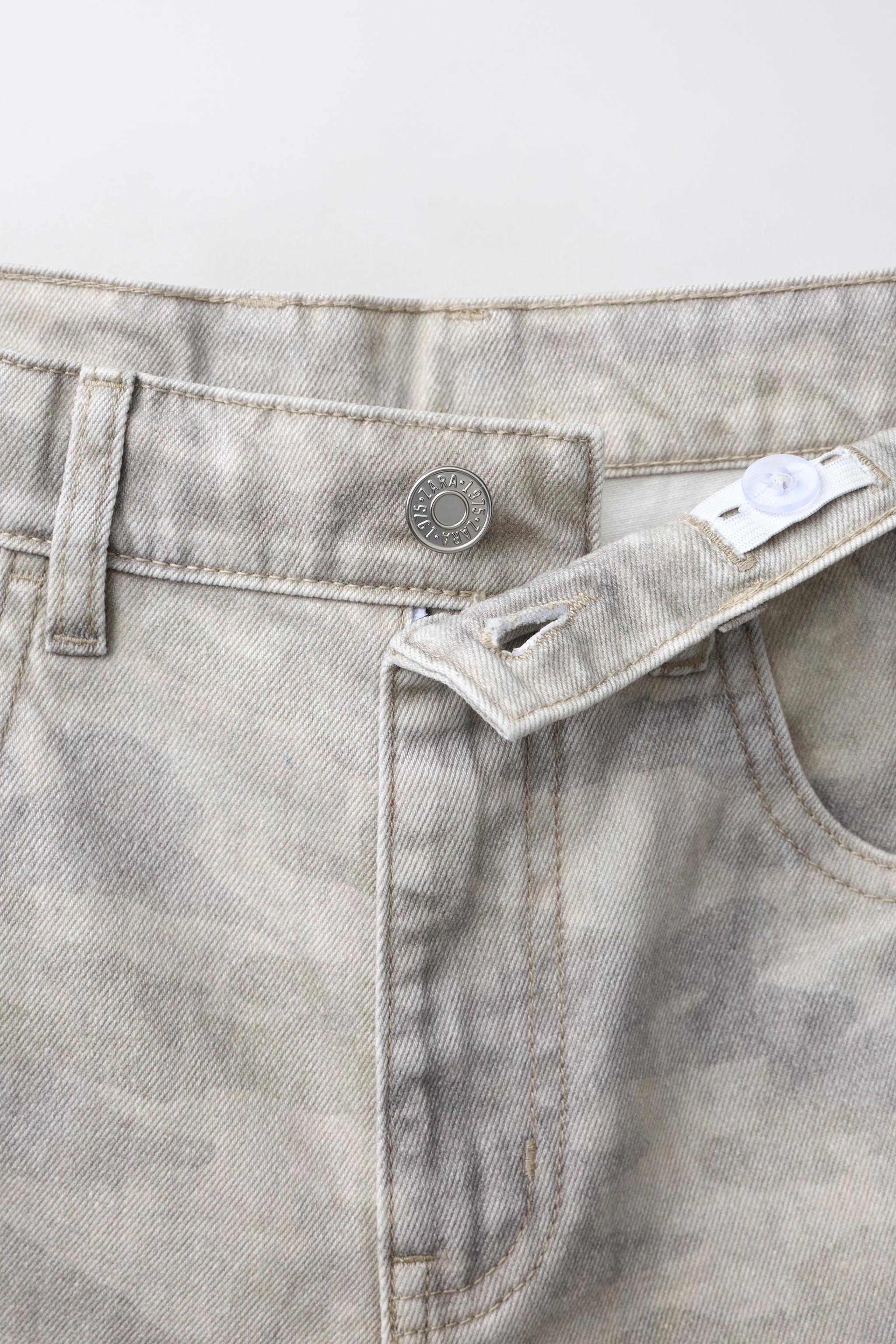 PRINTED LONG BERMUDA SHORTS