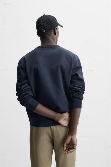 SWEAT COL ROND BASIQUE - Bleu marine de Zara - Image 2