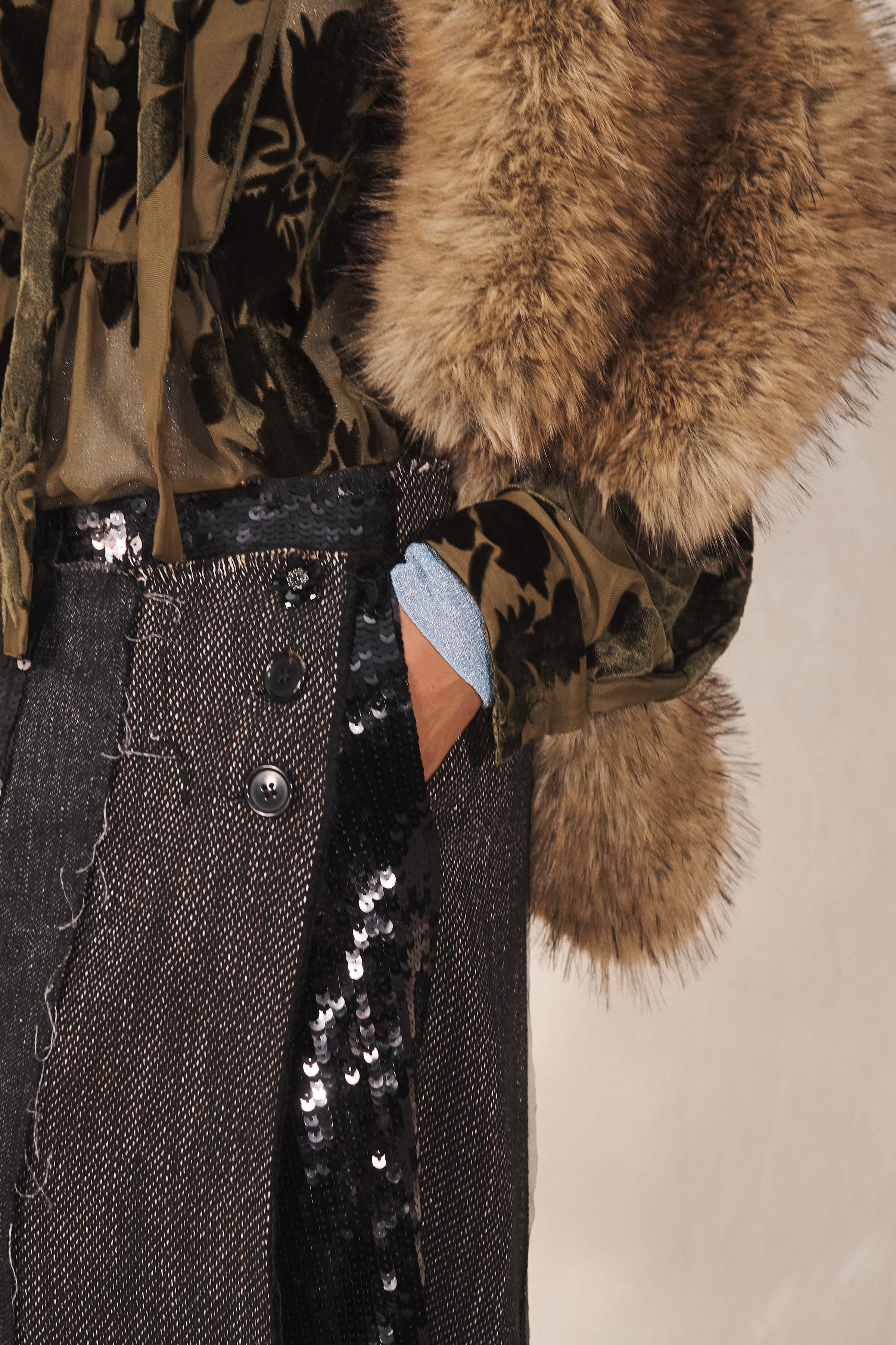 LIMITED EDITION SEQUIN MIXED FABRIC SKIRT