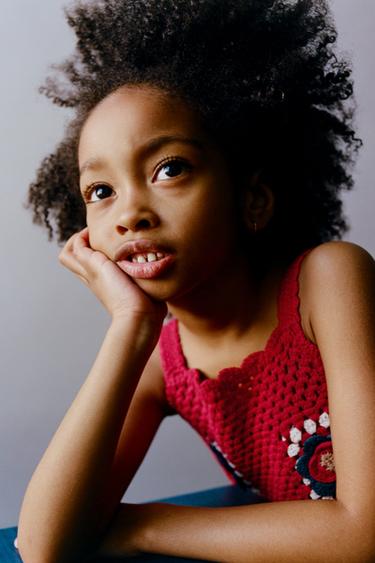 KNIT DRESS WITH CROCHET FLOWERS - Red by Zara