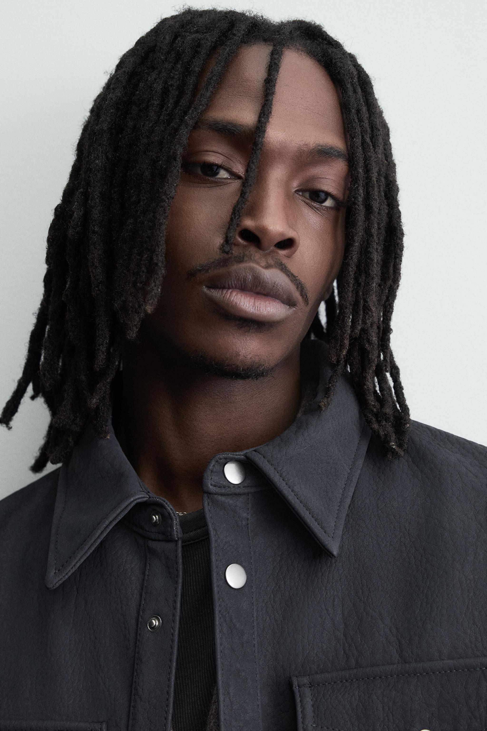 SURCHEMISE RELAXED FIT MATIÈRE SYNTHÉTIQUE