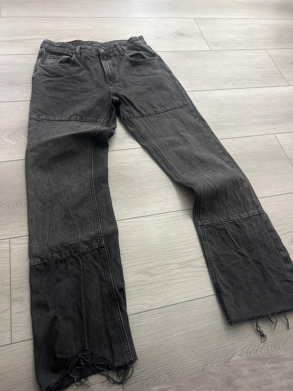 BLACK WASHED FLARE JEANS - Image 3