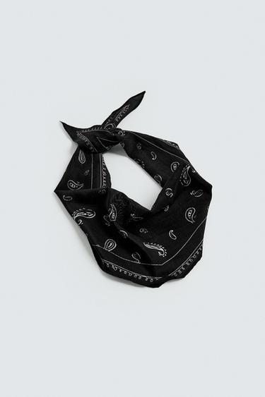 COTTON - SILK BANDANA © OTIS KWAME KYE QUAICOE - Black by Zara
