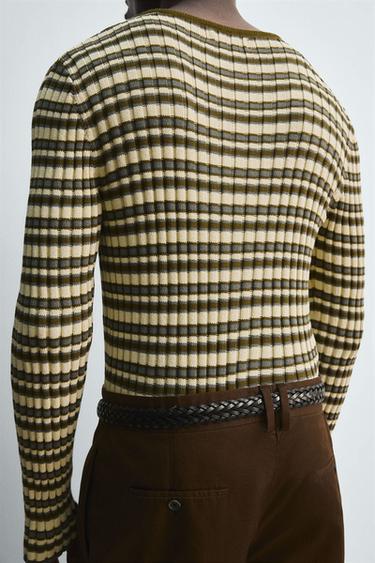 PULL EN JACQUARD À RAYURES - Kaki de Zara - Image 6