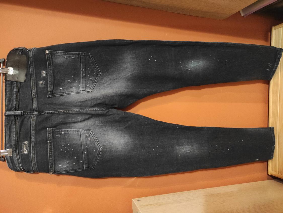 SKINNY JEANS WITH PAINT SPLATTER - Image 4