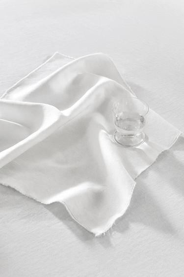 NAPKIN 01 - Écru de Zara