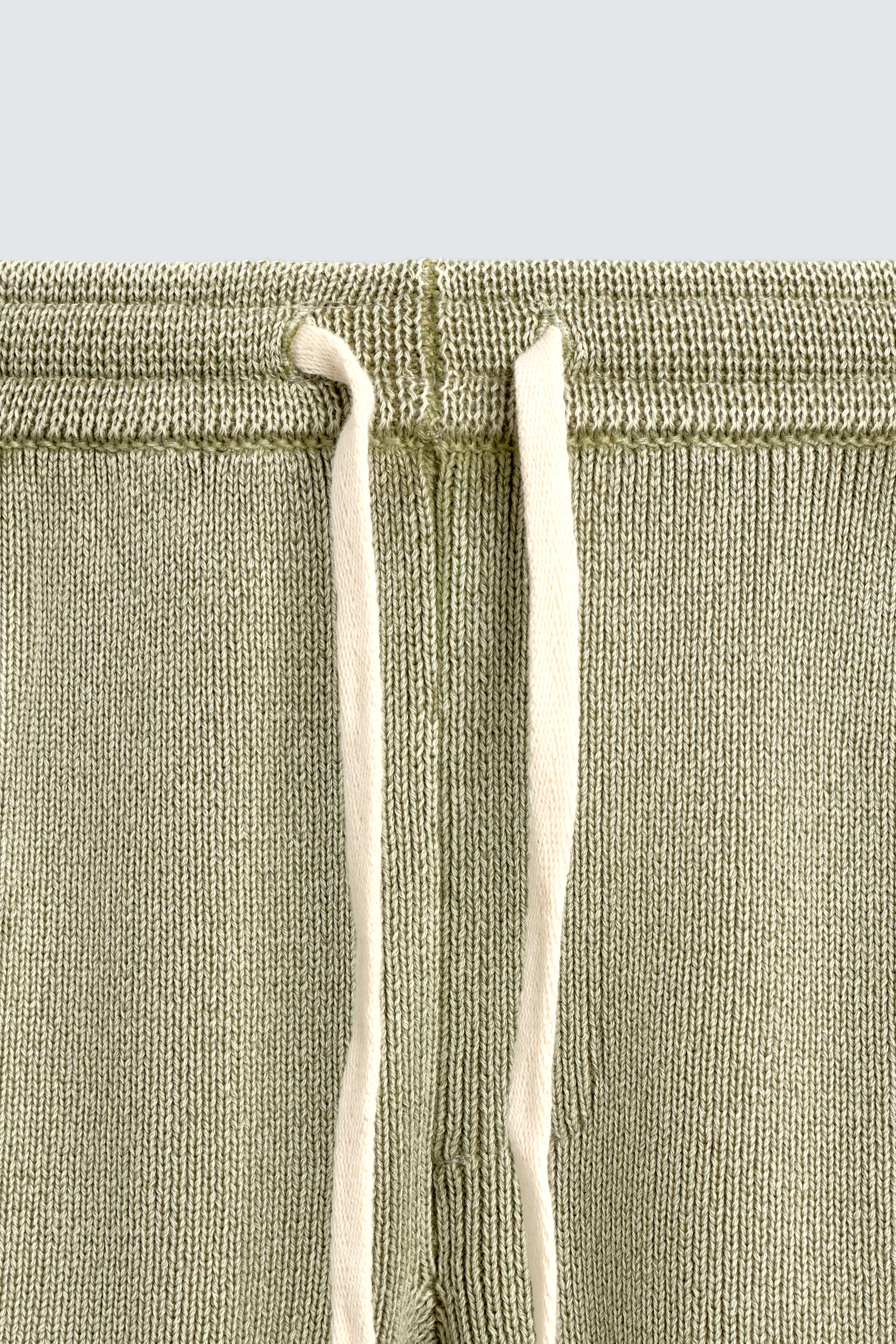 TEXTURED KNIT PANTS