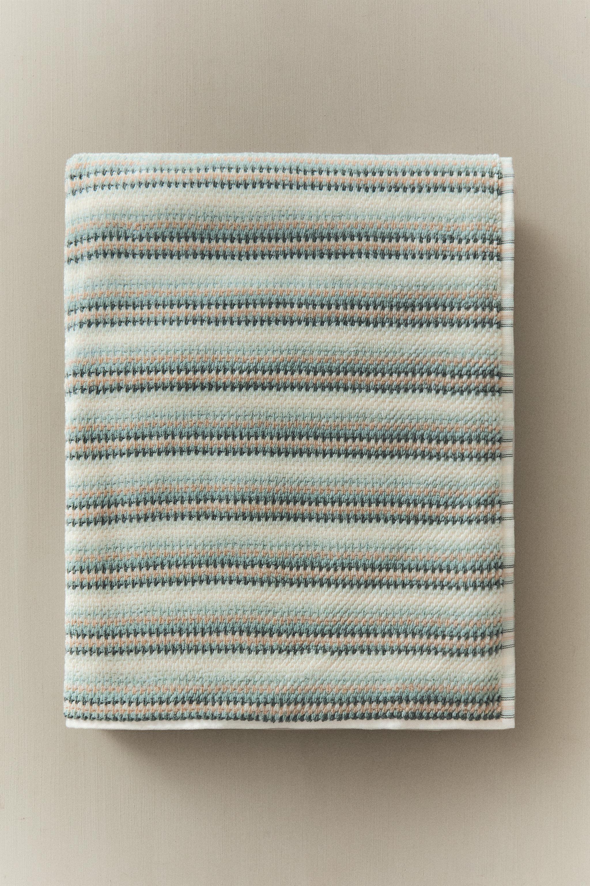 COTTON STRIPED BATH TOWEL