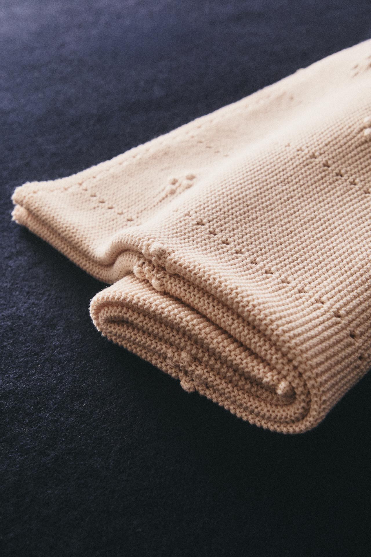 BABY OPENWORK COTTON BLANKET — Pink