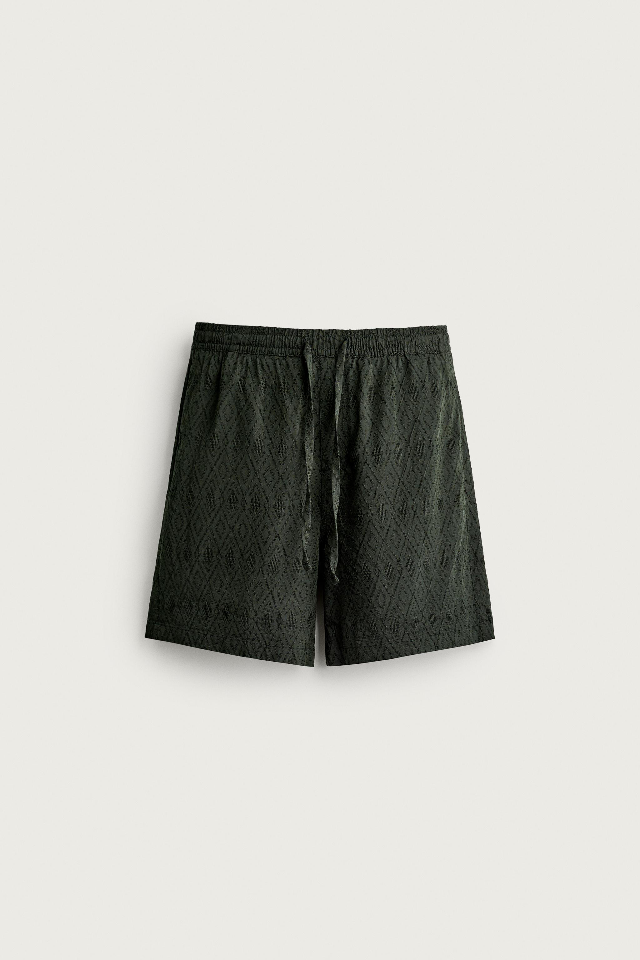 GEOMETRIC JACQUARD REGULAR FIT SHORTS — Green