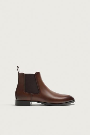POINTED CHELSEA BOOTS - Brown by Zara