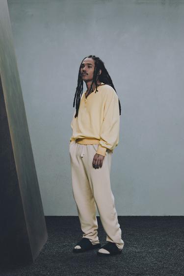 SWEATSHIRT MIT BANDKRAGEN X SR_A - Gelb von Zara