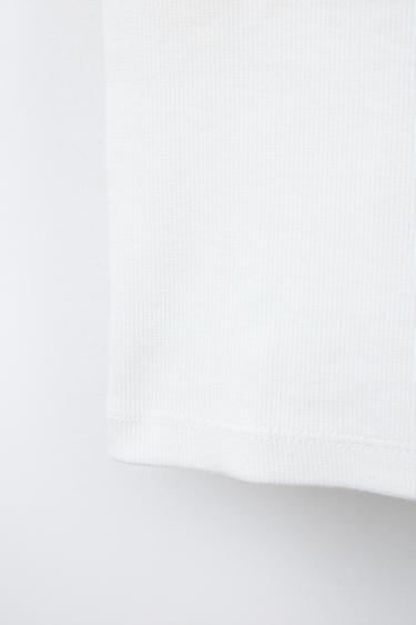 HAUT CÔTELÉ UNI - Blanc cassé de Zara - Image 3