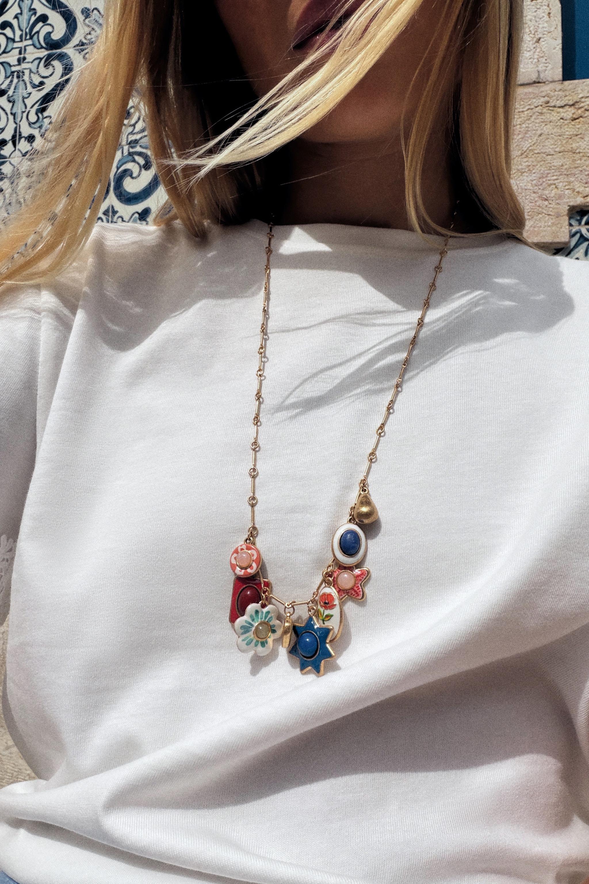 Zara ÇİÇEK İŞLEMELİ T-SHIRT görsel 3