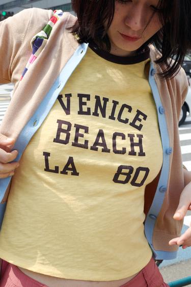 スラブニットTシャツライトイエローZaraのスラブニットTシャツ - ライトイエロー 