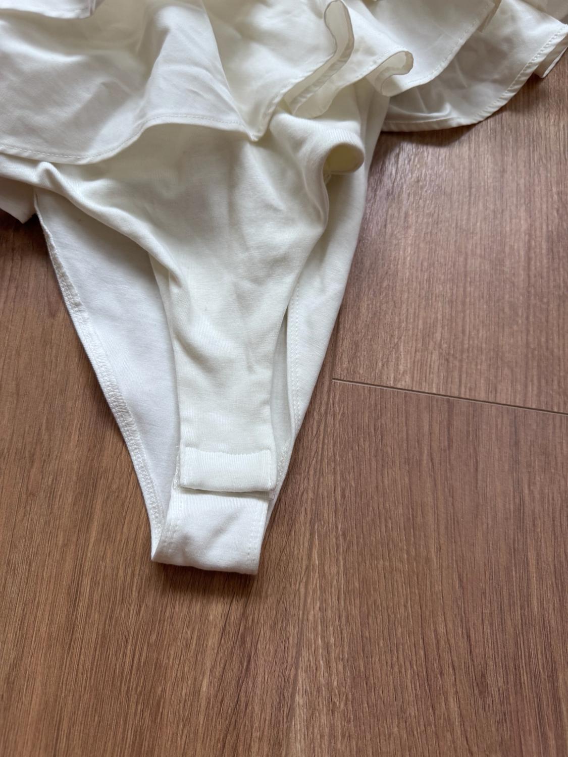 ASYMMETRIC RUFFLE BODYSUIT - Image 2
