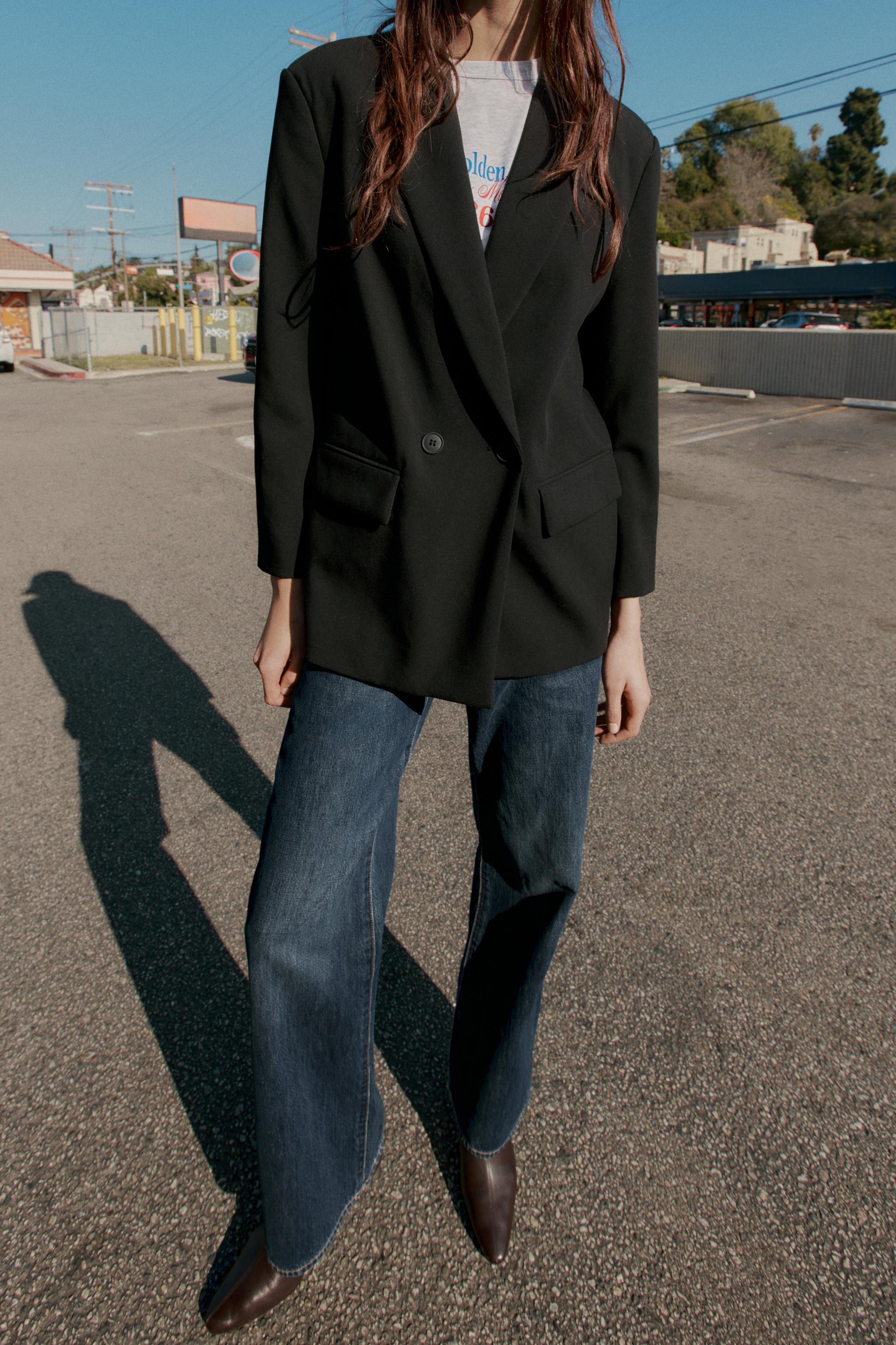 OVERSIZED DOUBLE-BREASTED BLAZER