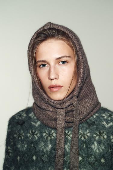 CAPUCHE EN MAILLE CÔTELÉE - Gris taupe de Zara