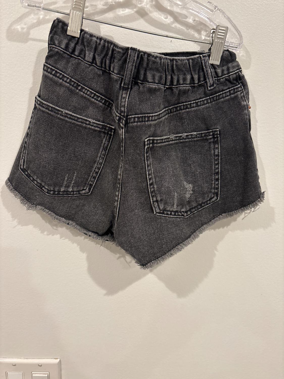RIPPED MOM FIT SHORTS - Image 2