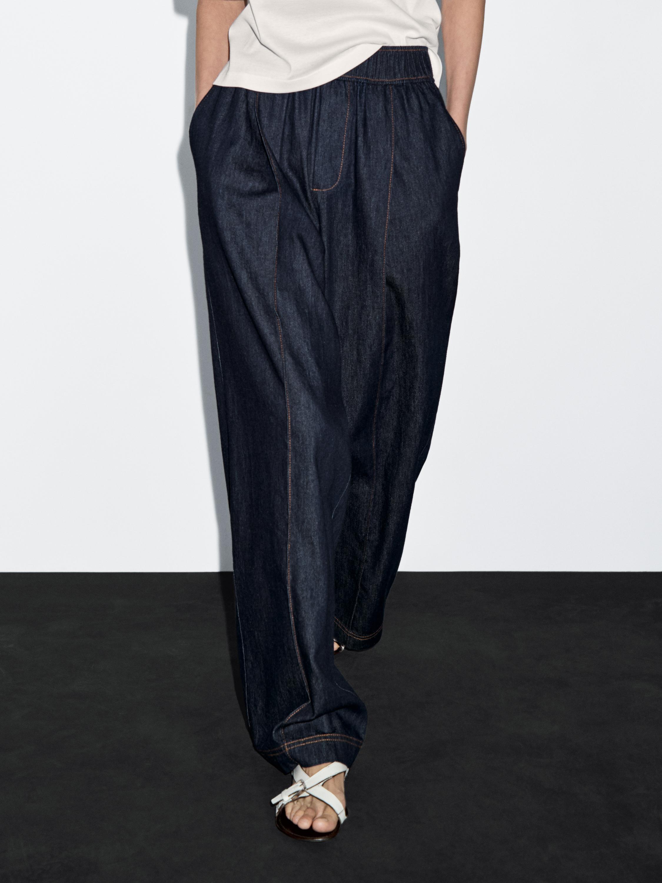 Flowing cotton blend jeans