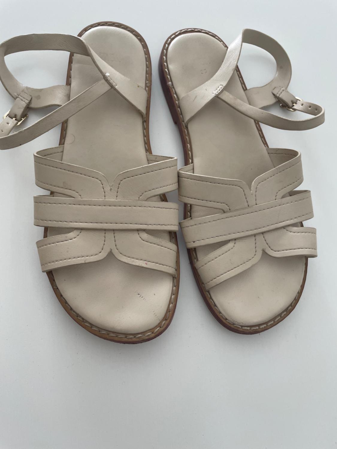 FLAT LEATHER CAGE SANDALS - Image 2
