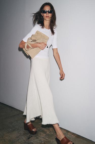 {navn} - {farge} for Zara