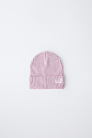 BONNET EN MAILLE CÔTELÉE AVEC ÉTIQUETTE - Mauve de Zara