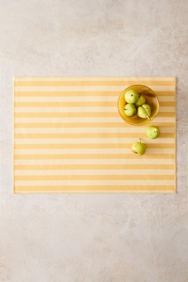 STRIPED RESIN-COATED PLACEMAT - Yellow by Zara - Image 5