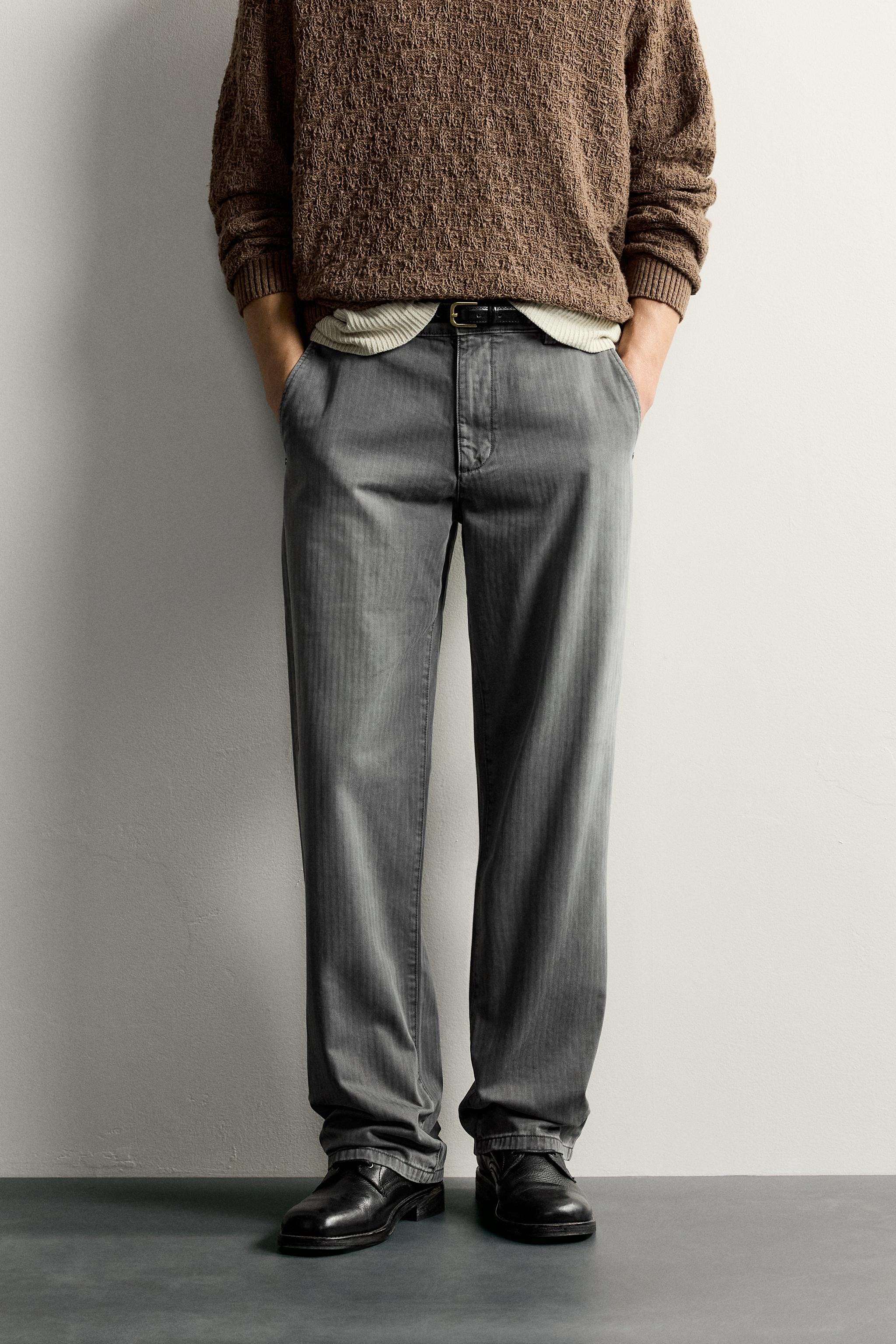 PANTALON STRUCTURÉ À CHEVRONS AVEC PATTES