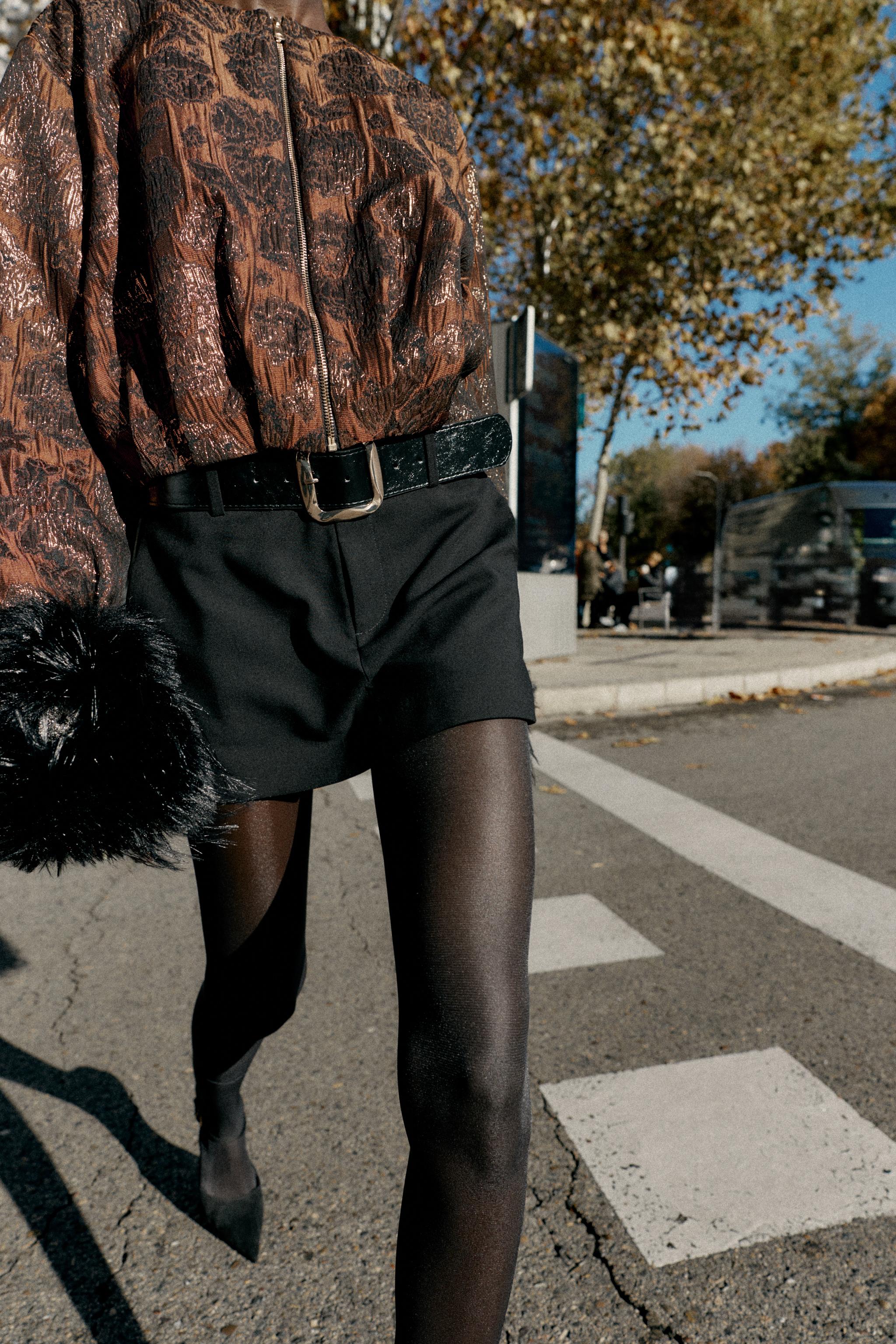 JUPE-CULOTTE TAILLE BASSE AVEC CEINTURE