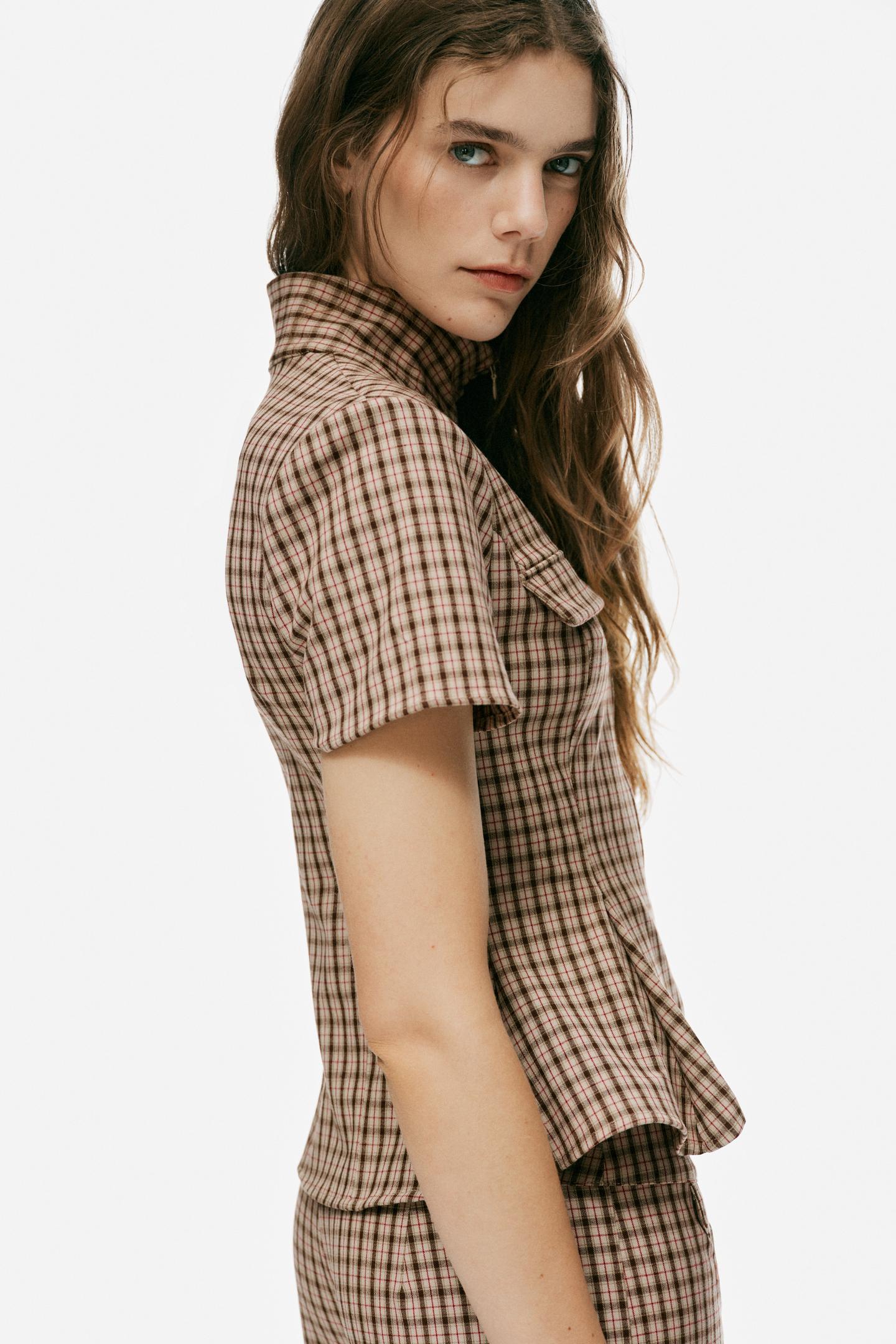 Женский топ Zara Plaid Zip-Up Top, цвет: Бежевый коричневый — фото 4