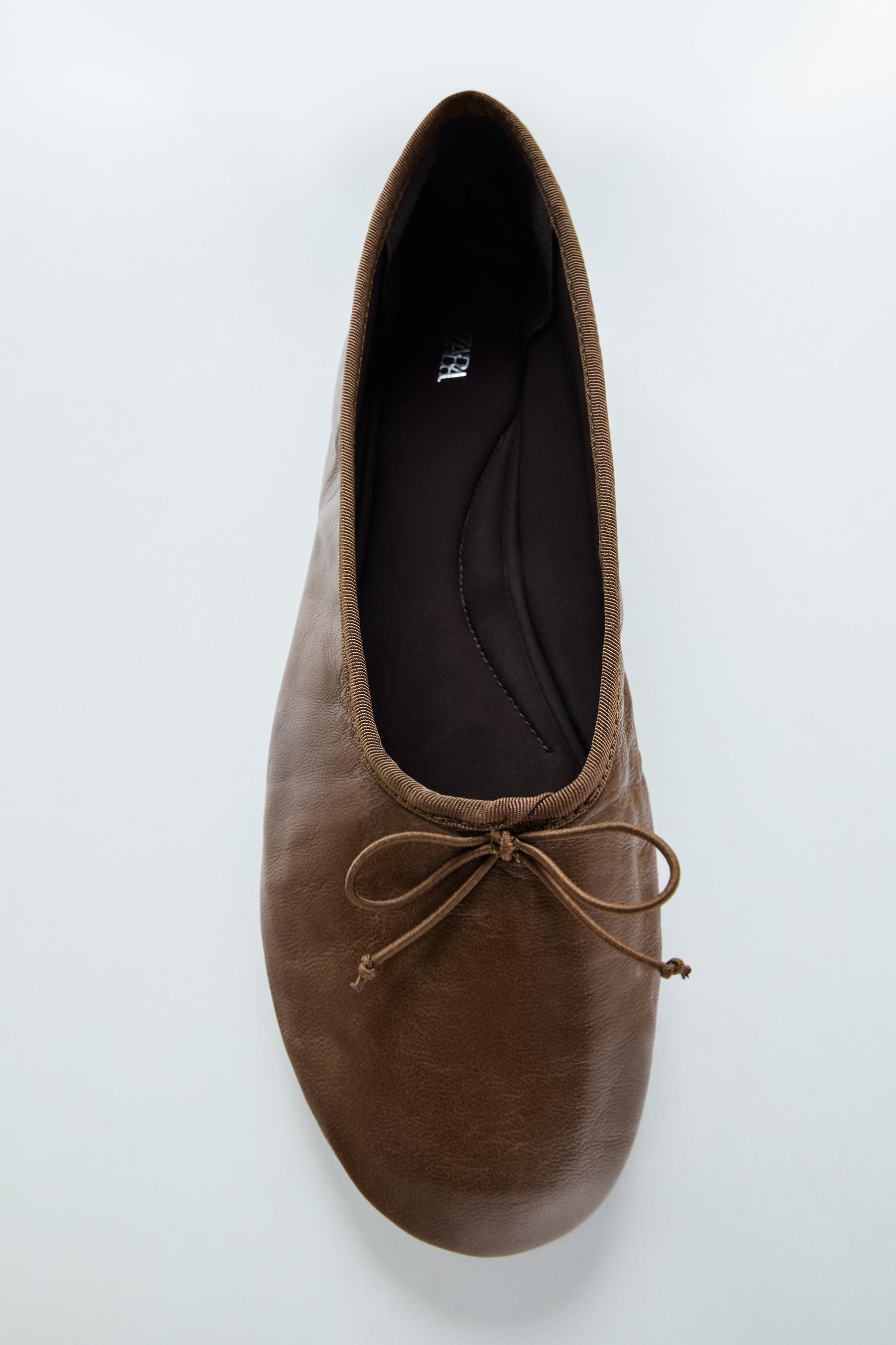 LEATHER BALLET FLATS WITH BOW