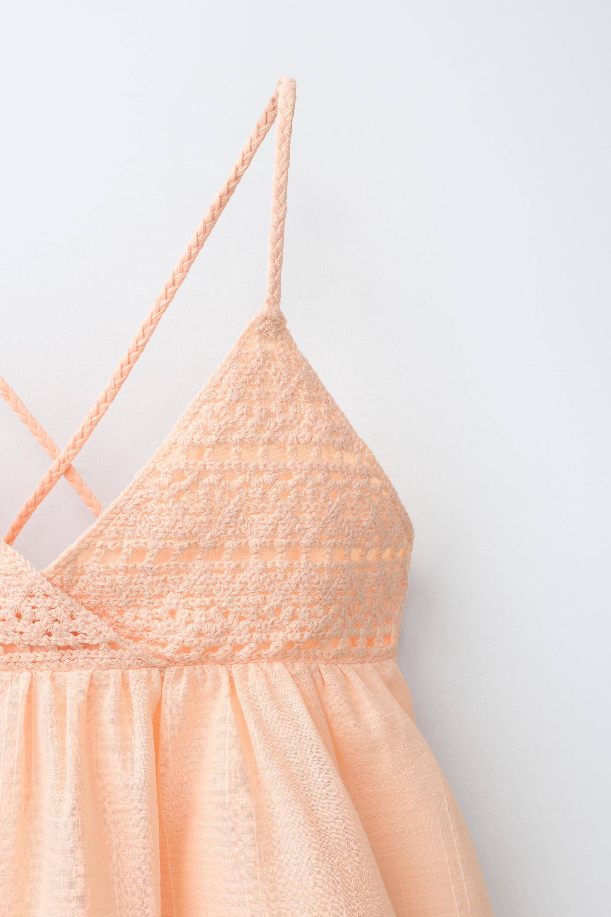 COMBINED CROCHET FLOWY TOP