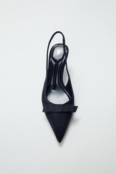 حذاء نسيجي بكعب وربطة - أسود by Zara