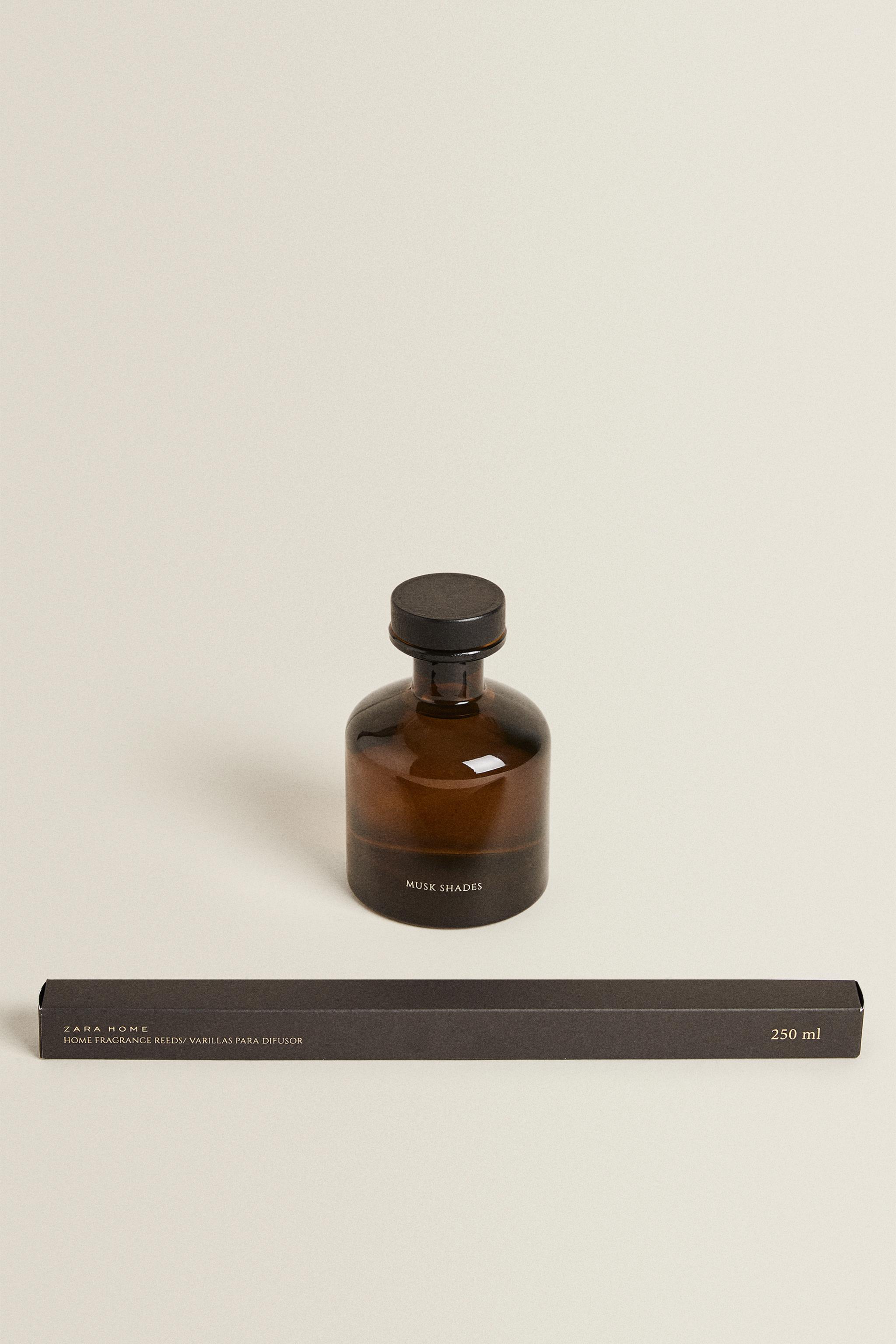 (250 ML) MUSK SHADES REED DIFFUSERS — Light yellow