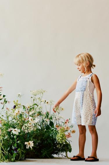 PATCHWORK FLORAL DENIM SHORT DUNGAREES - Light blue by Zara - Image 4