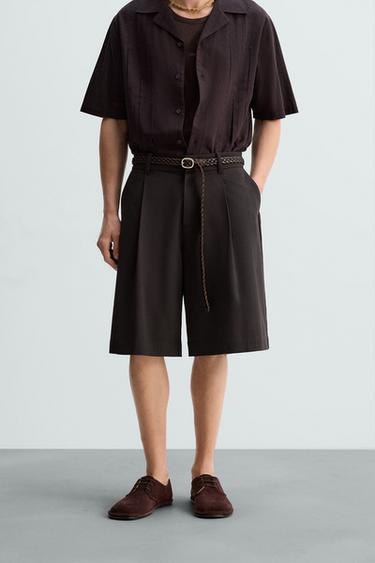 RELAXED FIT PLEATED BERMUDA SHORTS - Dark brown by Zara