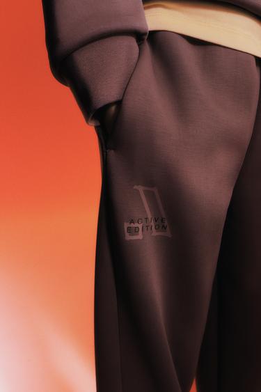 PANTALÓN JOGGER SPORTY - GRANATE de Zara