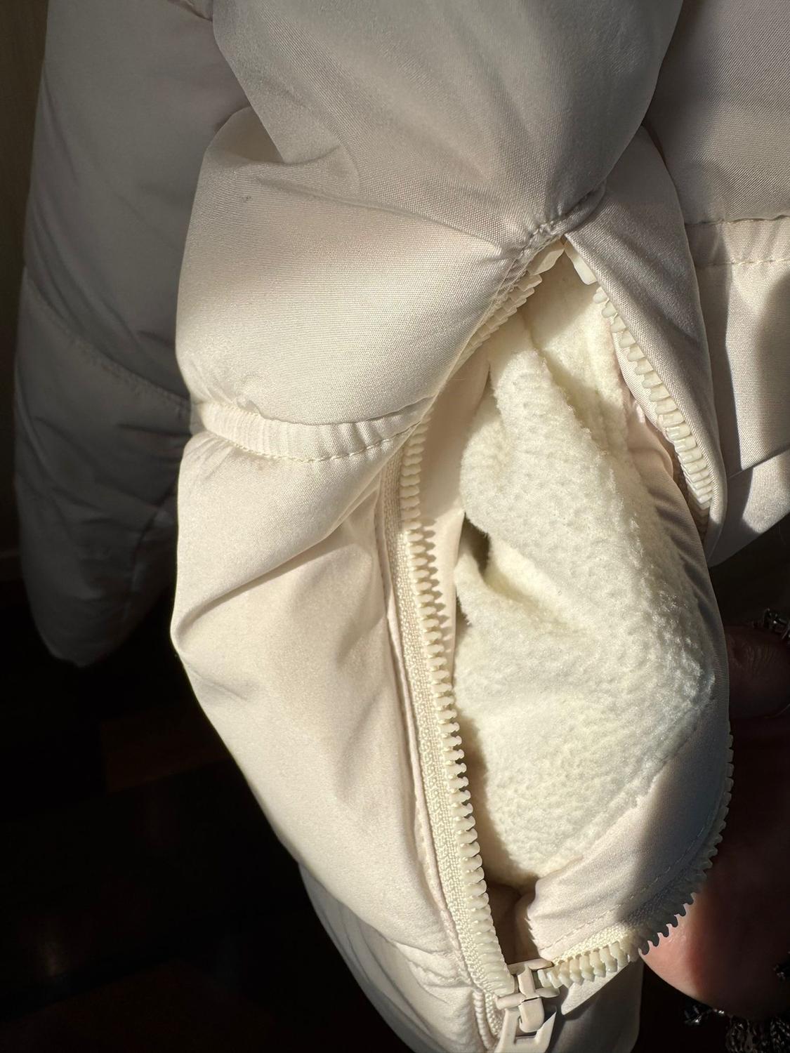 HOODED PUFFER JACKET - Image 9