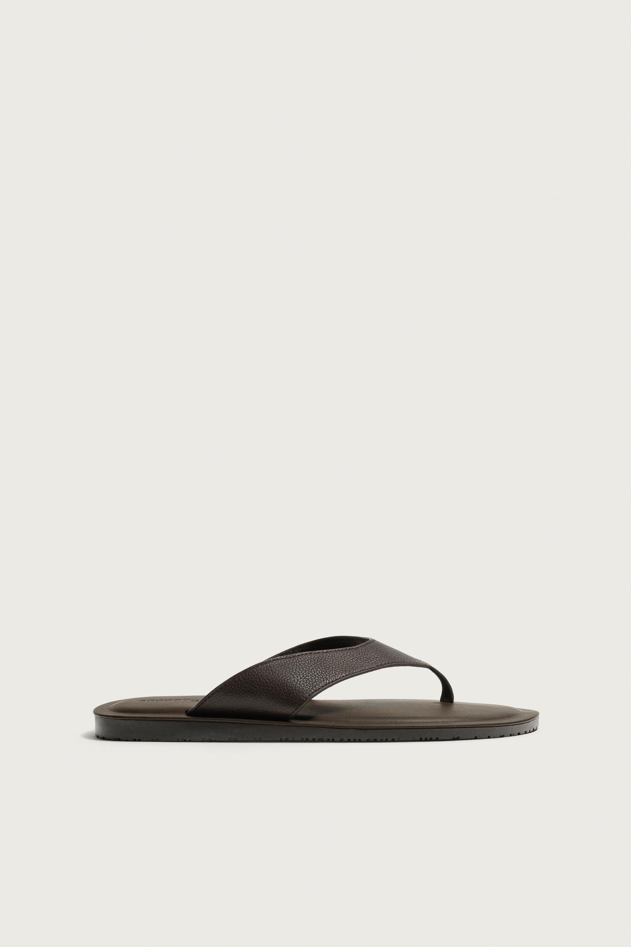 LEATHER STRAP SANDALS — Brown
