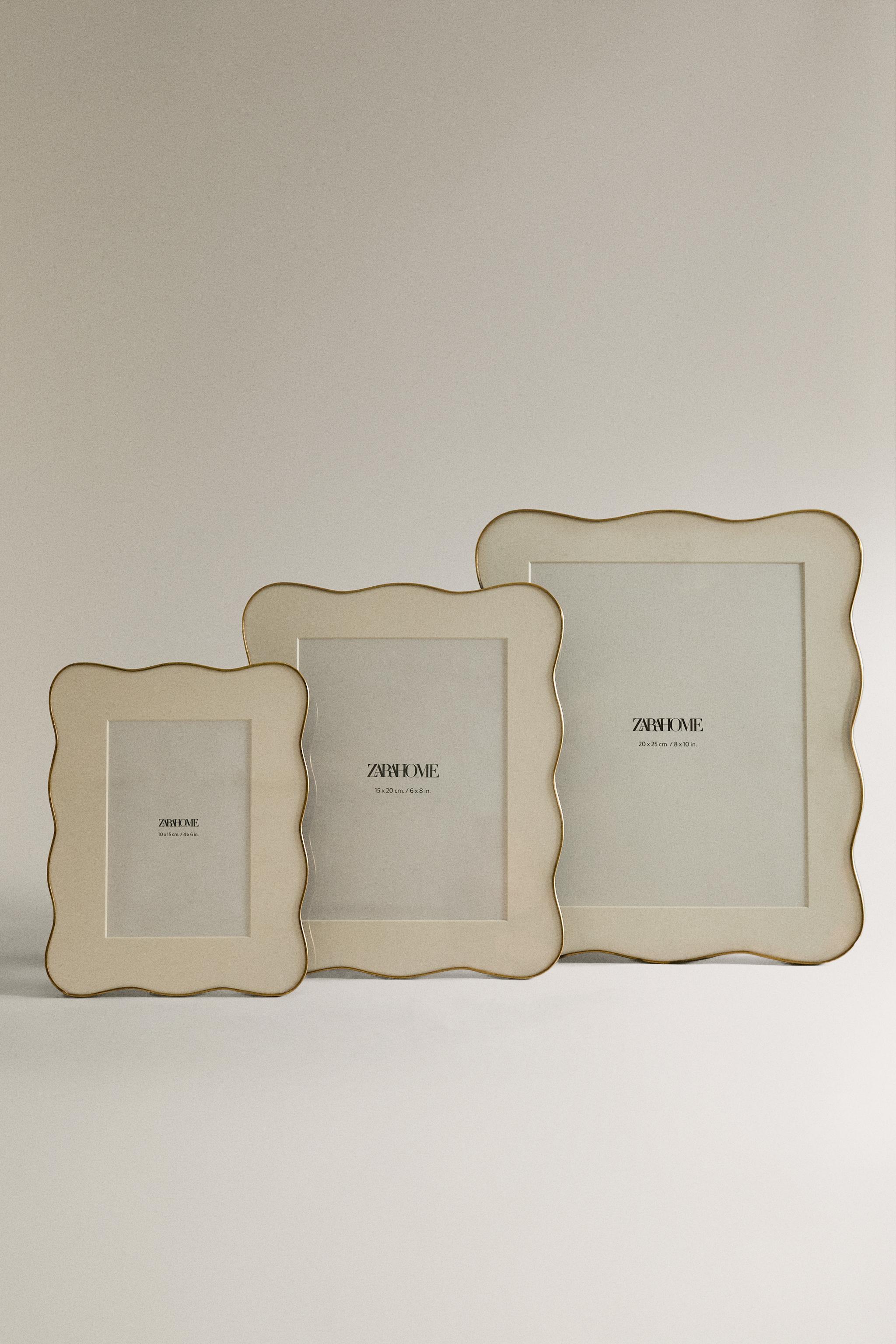 METAL WAVY PICTURE FRAME - Gold | ZARA United States