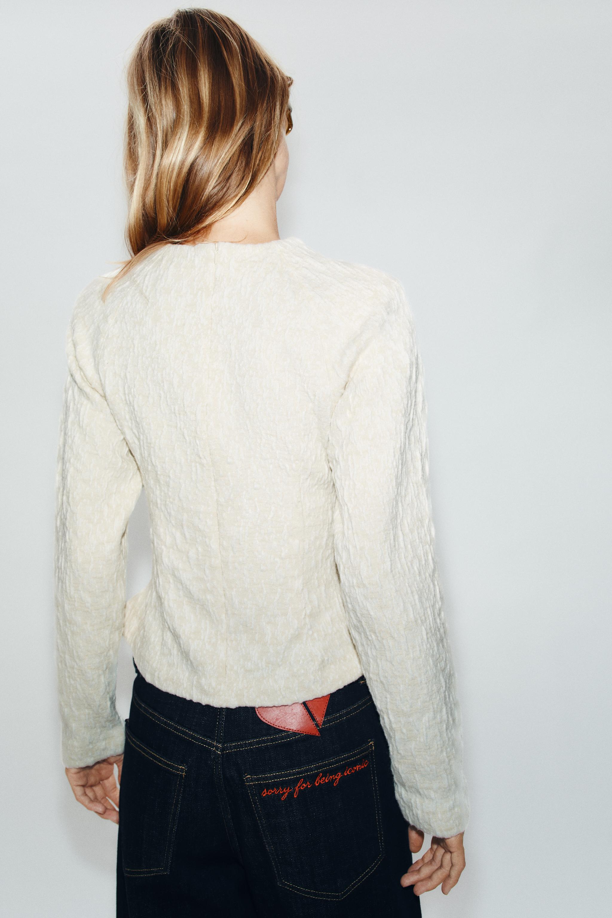 SOFT VOLUME TOP