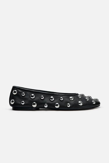 BAILARINA PIEL TACHAS - Negro de Zara