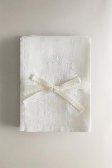 PACK OF BABY MUSLIN CLOTHS WITH EMBROIDERED LETTER (PACK OF 2) - 863 by Zara