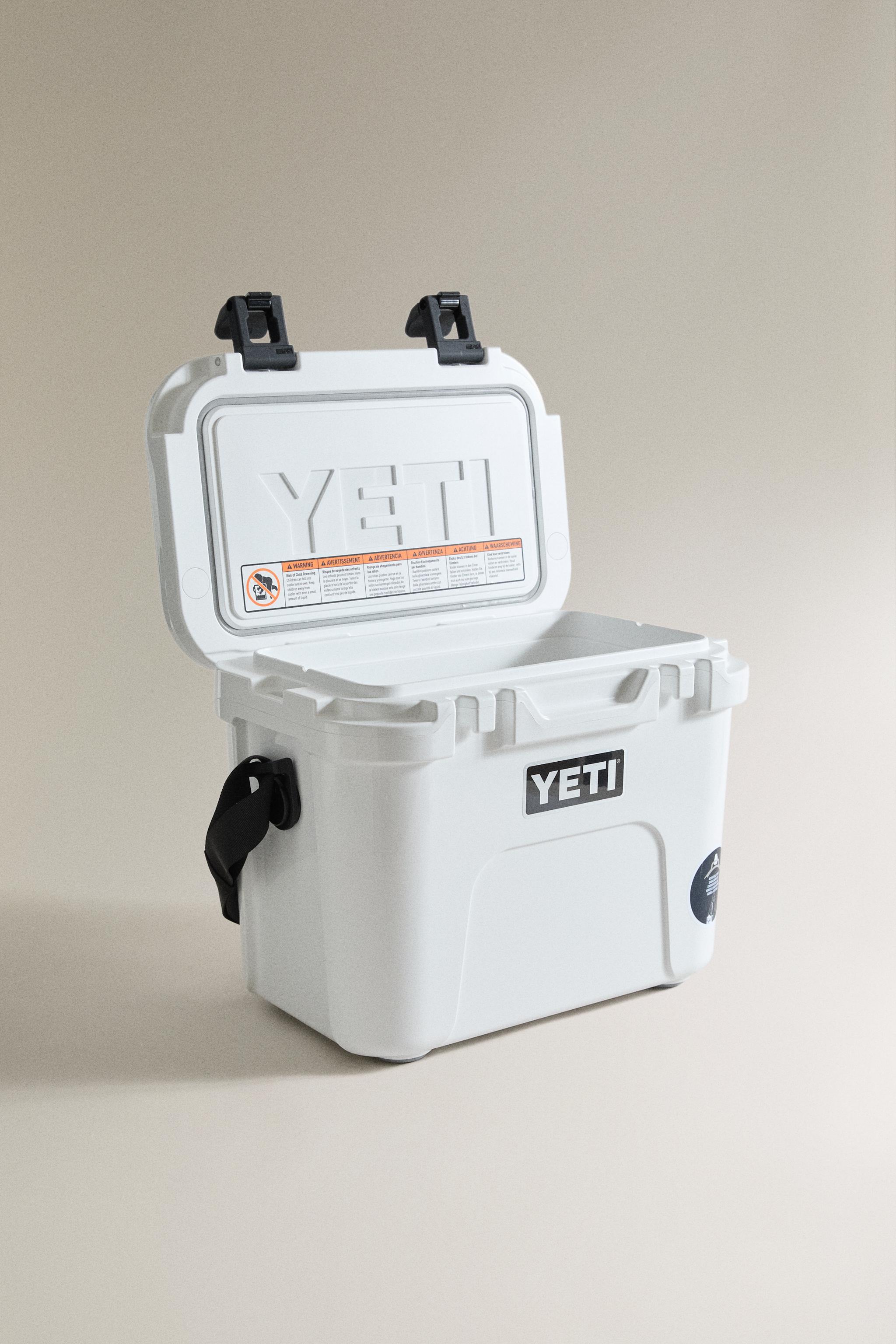 YETI SMALL RIGID COOLER — White