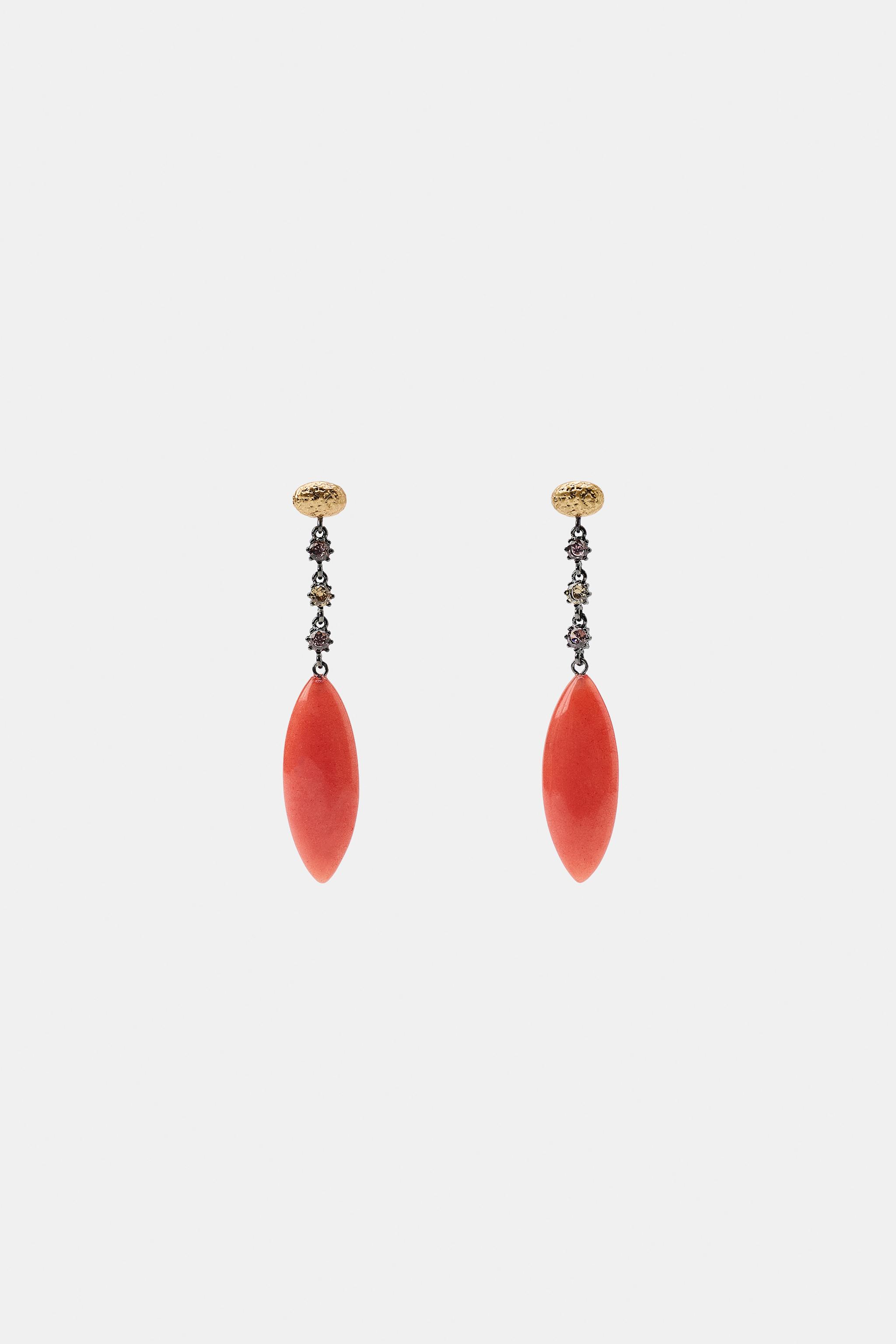 JEWEL AND STONE EARRINGS — Coral red