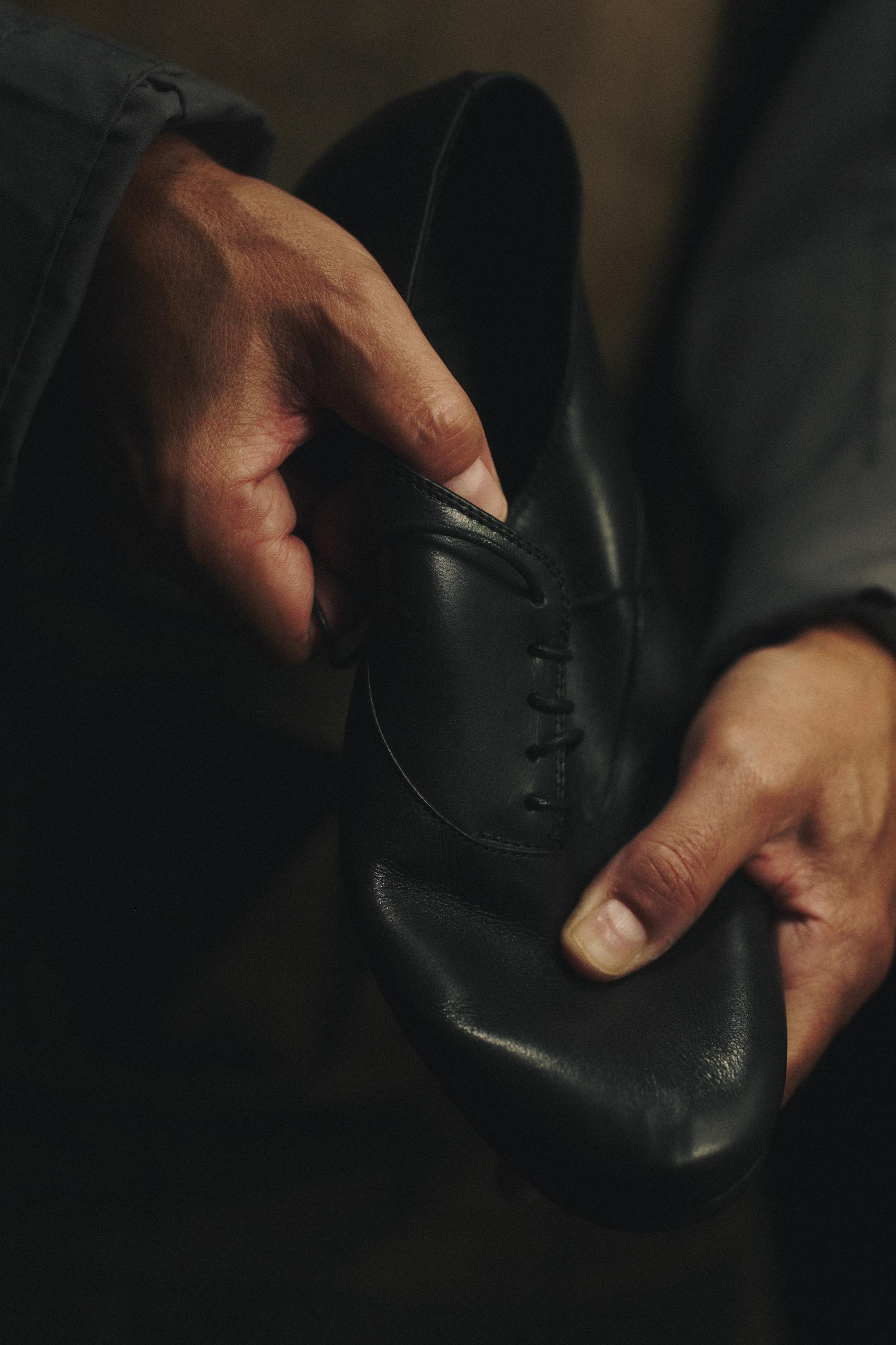 CHAUSSURES EN CUIR CHIC