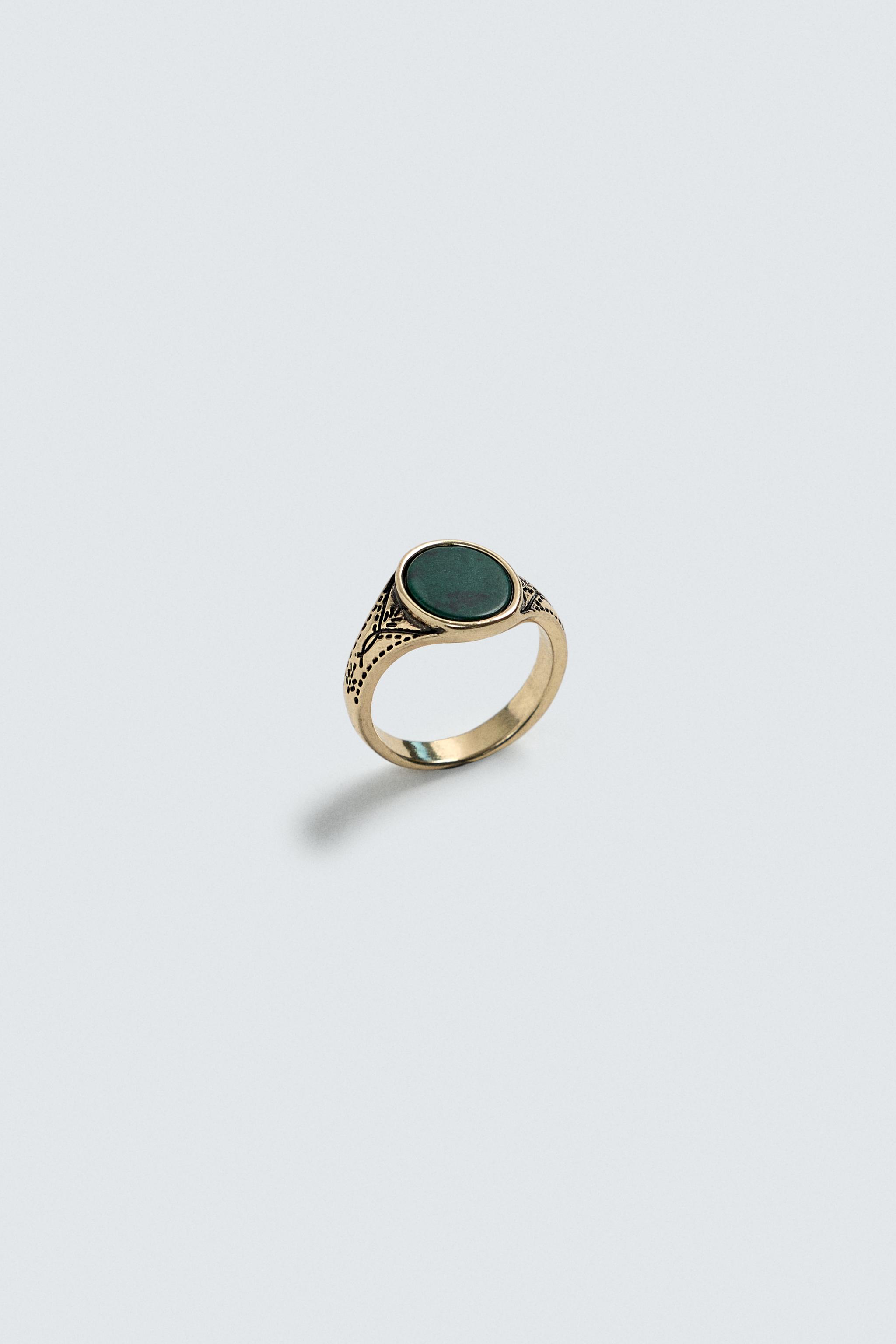 STONE SIGNET RING