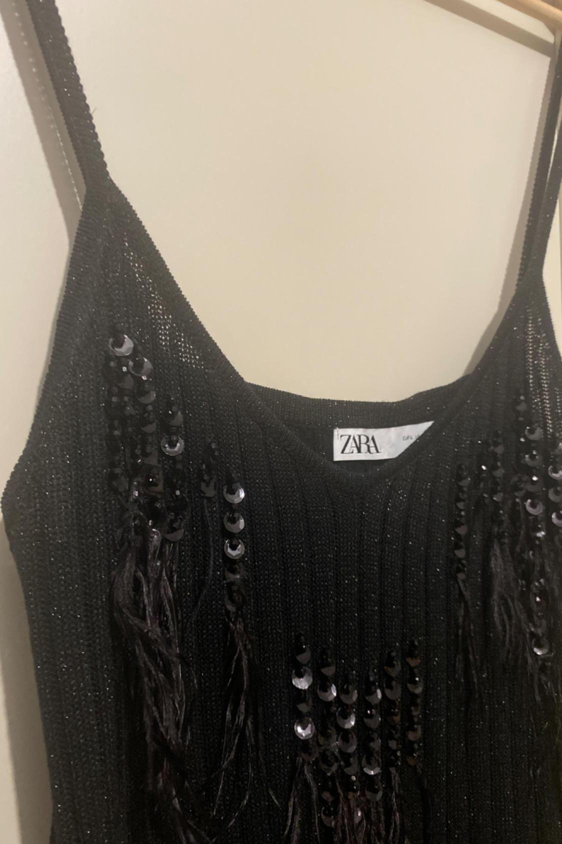 SEQUINNED FEATHER-EFFECT TOP - Image 3
